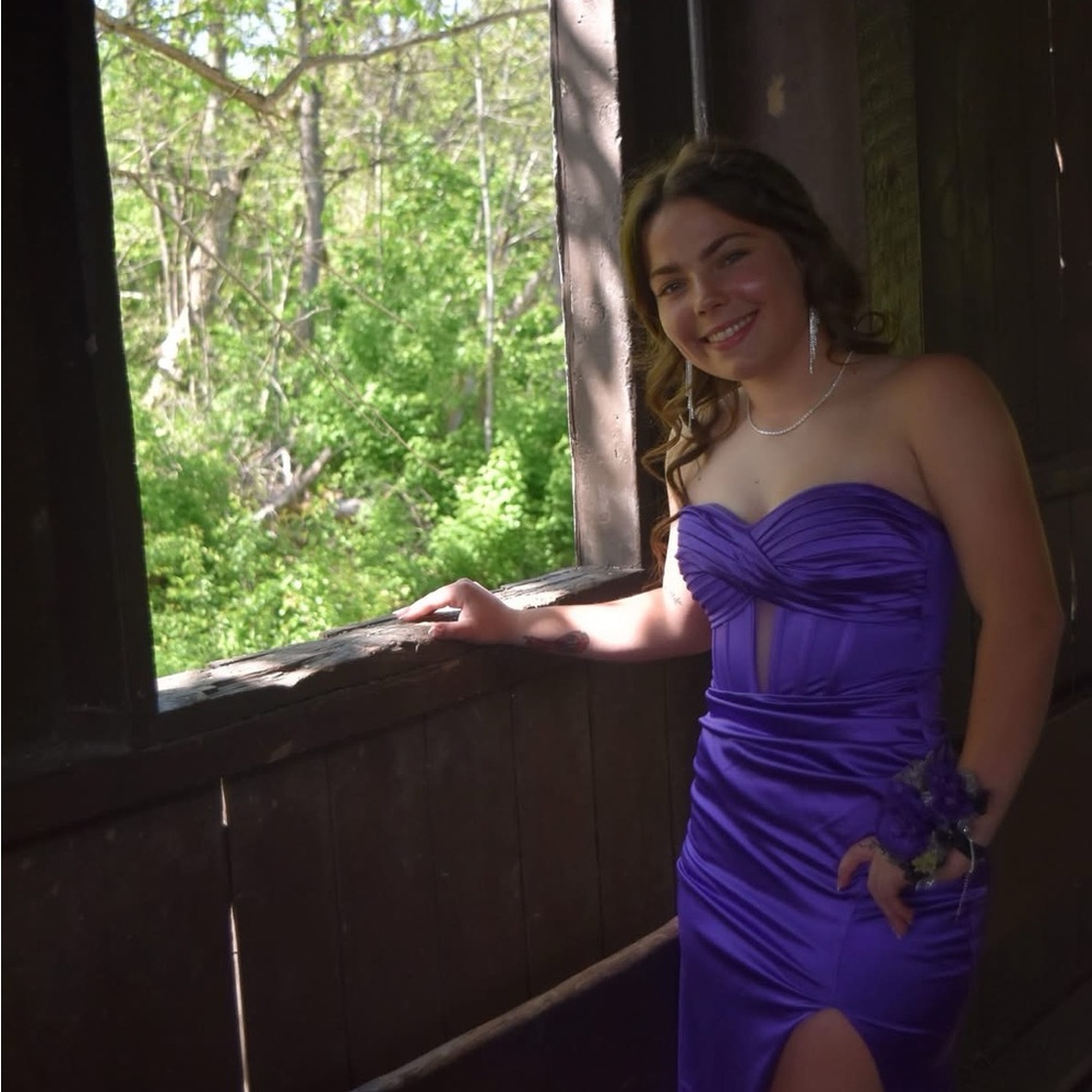 Elegant Purple Strapless Dress